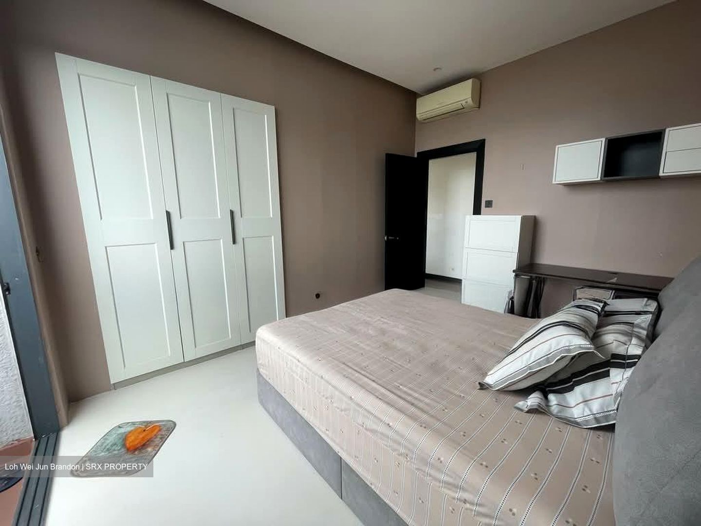Regent Heights (D23), Condominium #587237051